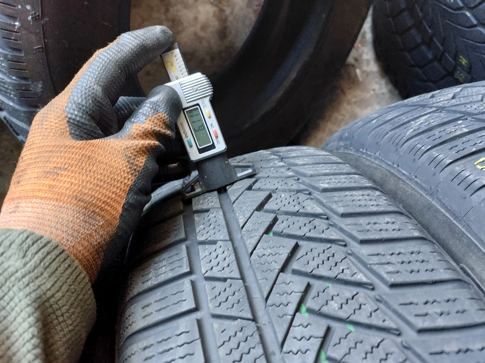  215/65R17 | Mobile.bg   4