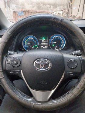 Toyota Auris II, Hybrid, снимка 10