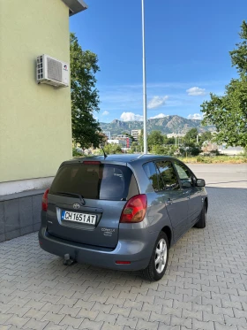 Toyota Corolla verso, снимка 4