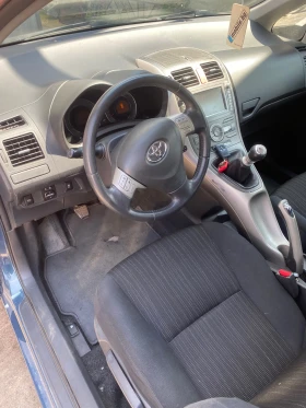 Toyota Auris 2.0 D4D Keyless, Navi , снимка 8