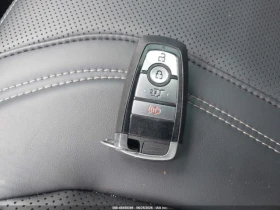 Ford Mustang Mach-E Premium AWD, снимка 17