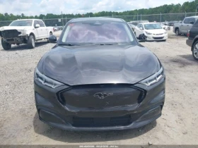 Ford Mustang Mach-E Premium AWD, снимка 5