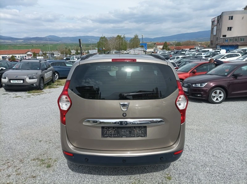 Dacia Lodgy 1.2i-115k.c-EURO5B, снимка 6 - Автомобили и джипове - 40508517