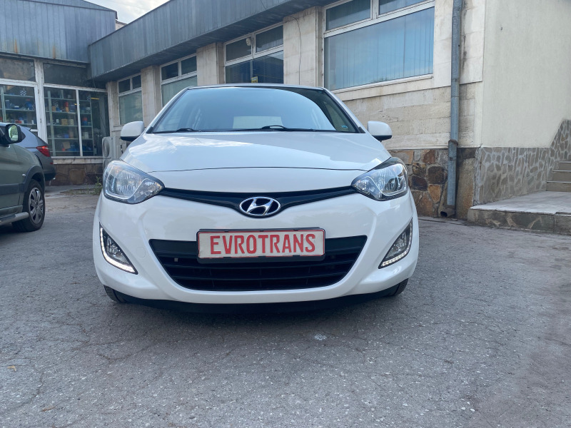 Hyundai I20 1, 3 i + Газ BRC/Лизинг, снимка 2 - Автомобили и джипове - 46398186