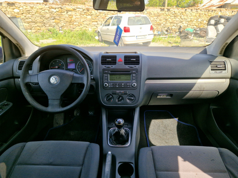 VW Golf 1.9TDI, 105кс, 6ск.07год.Италия, снимка 11 - Автомобили и джипове - 46431459