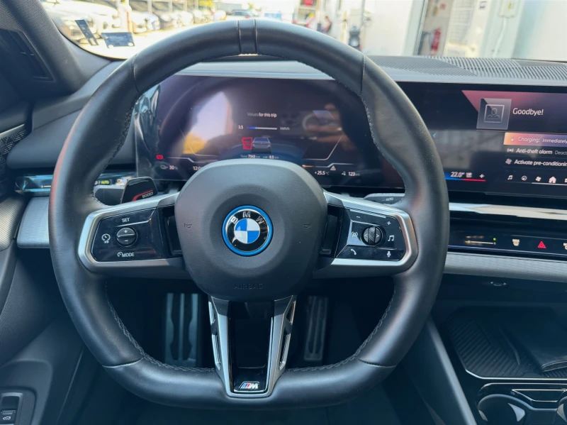 BMW i5 eDrive40, снимка 12 - Автомобили и джипове - 46989039