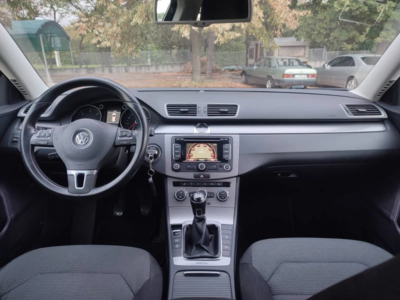 VW Passat 2.0 TDI 4-MOTION , снимка 11 - Автомобили и джипове - 47135600