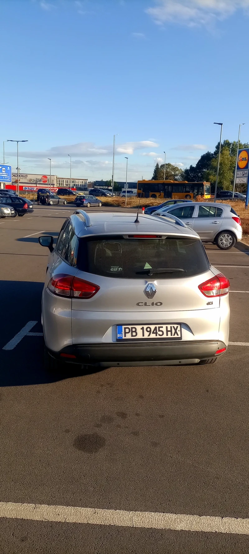 Renault Clio 1.5 DCI , снимка 15 - Автомобили и джипове - 47597833