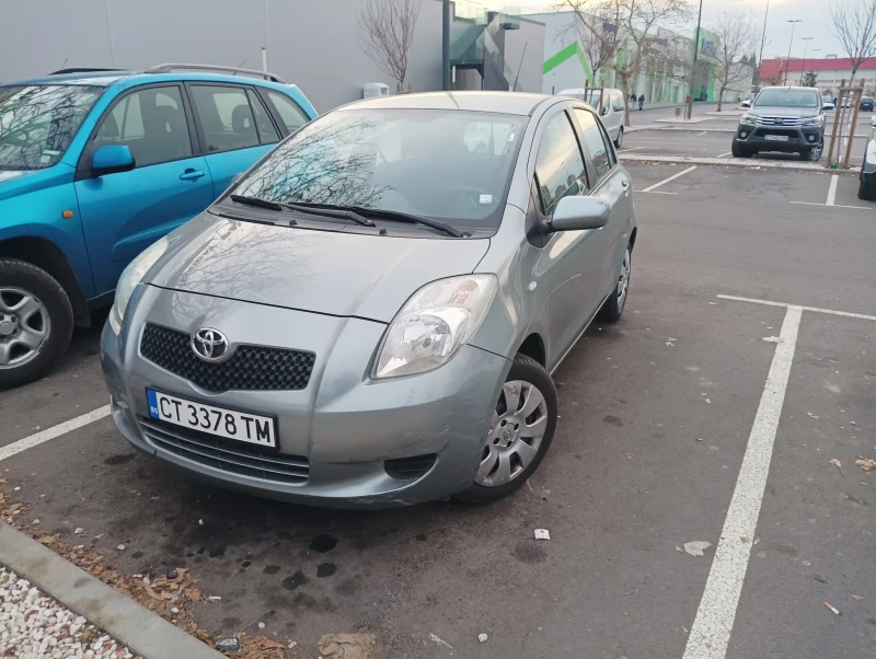 Toyota Yaris Спешно!, снимка 1 - Автомобили и джипове - 48589637