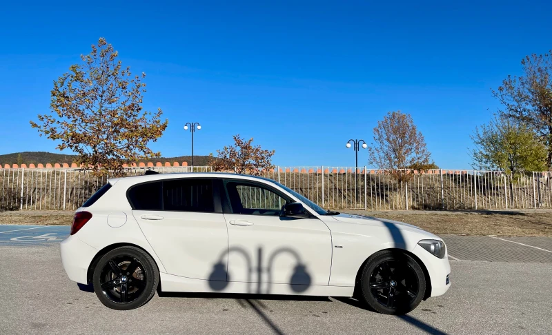 BMW 118 D Sport, снимка 2 - Автомобили и джипове - 49565892