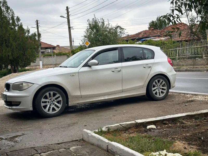 BMW 116 122к.с бензин 2008г. , снимка 2 - Автомобили и джипове - 51697611