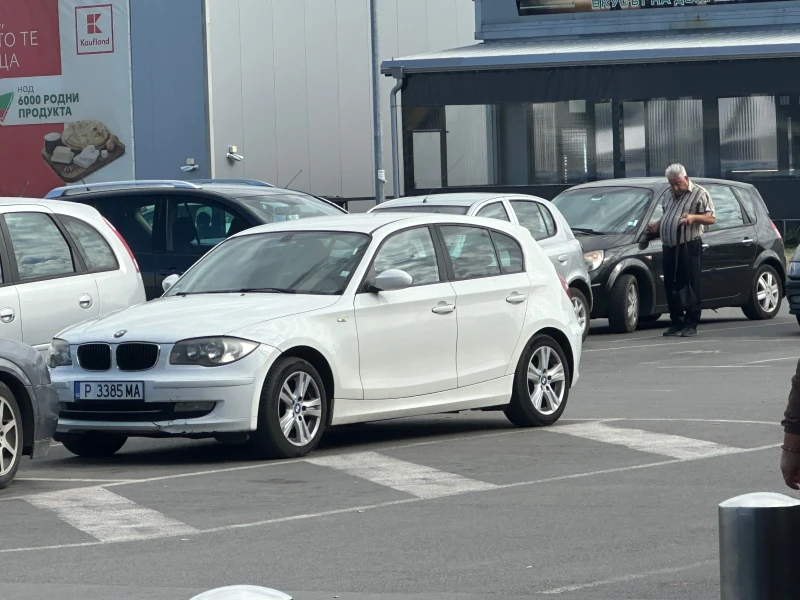 BMW 116 122к.с бензин 2008г. , снимка 3 - Автомобили и джипове - 51697611