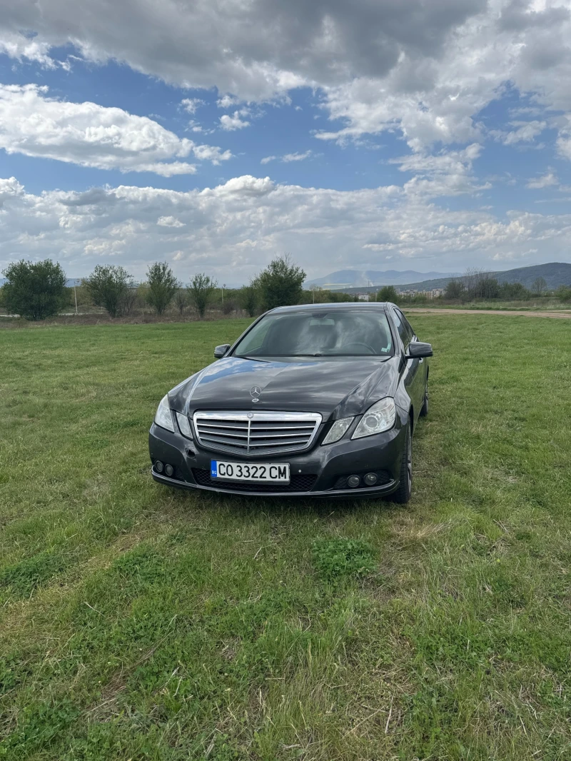 Mercedes-Benz E 200, снимка 3 - Автомобили и джипове - 52190603