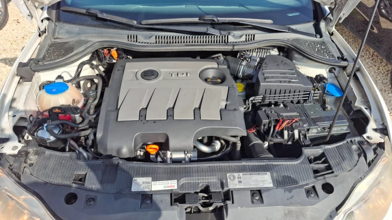 Seat Ibiza 1.6 tdi, снимка 16 - Автомобили и джипове - 50210563