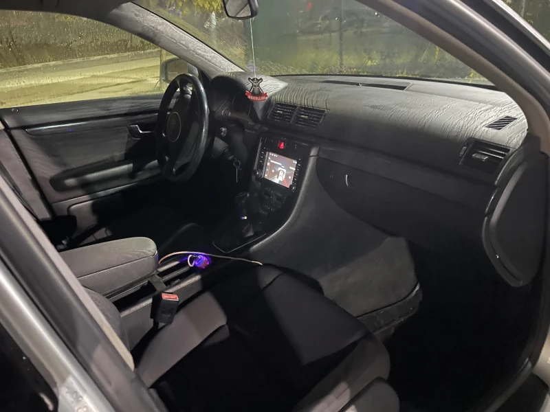 Audi A4, снимка 5 - Автомобили и джипове - 52802642