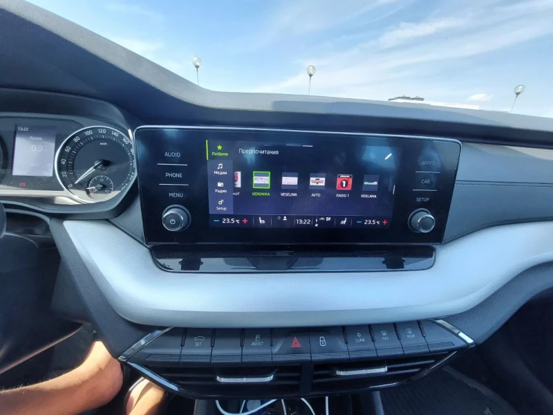 Skoda Octavia 1.5 TSI/150 к.с., снимка 13 - Автомобили и джипове - 51679042