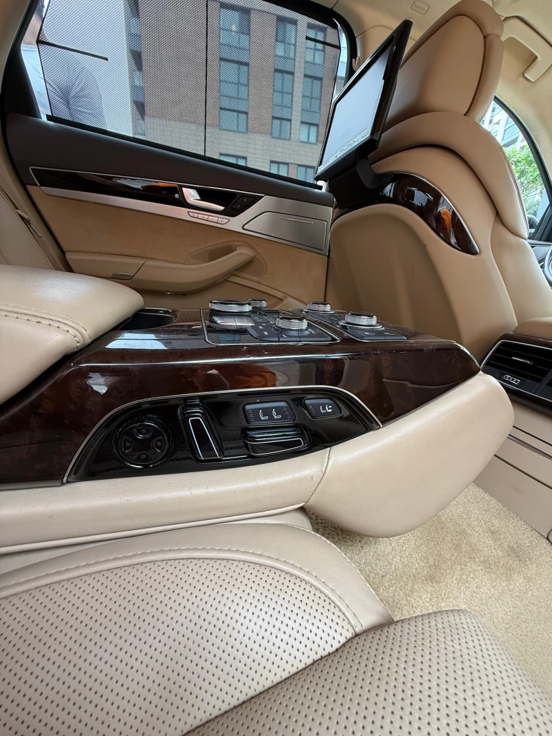 Audi A8 4.0 TFSI V8 EXCLUSIVE FULL OPTION, снимка 7 - Автомобили и джипове - 51821731