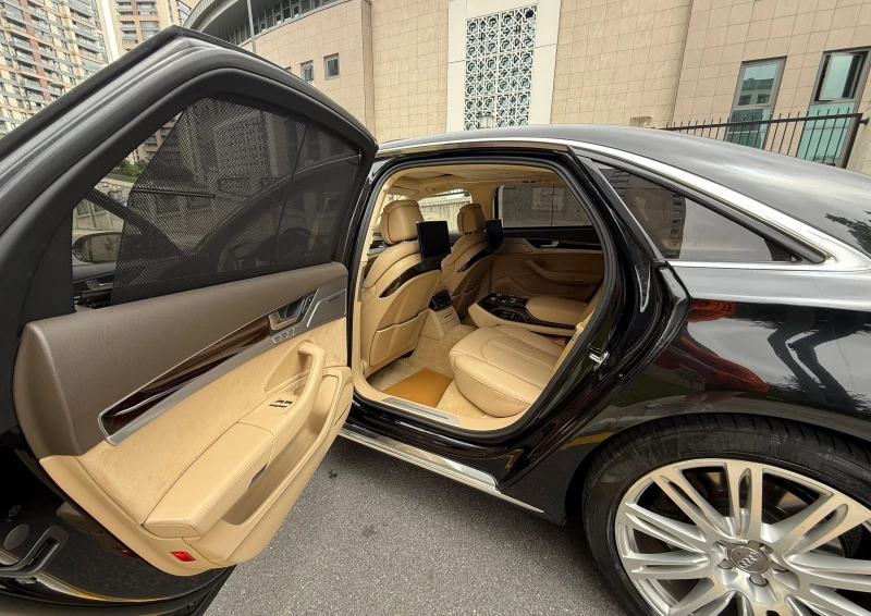 Audi A8 4.0 TFSI V8 EXCLUSIVE FULL OPTION, снимка 15 - Автомобили и джипове - 51821731