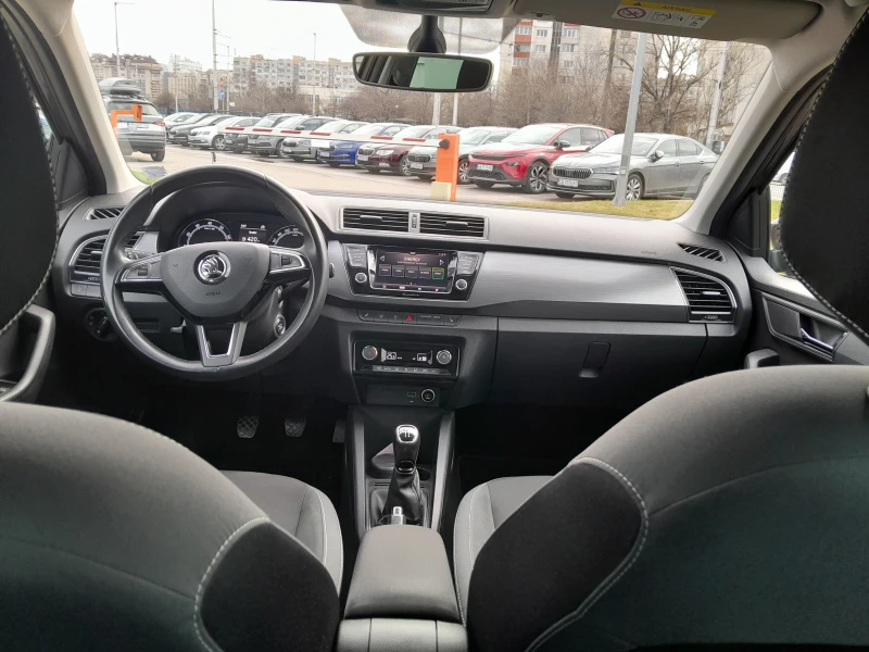 Skoda Fabia 1.0 TSI/5МТ, снимка 9 - Автомобили и джипове - 53124146