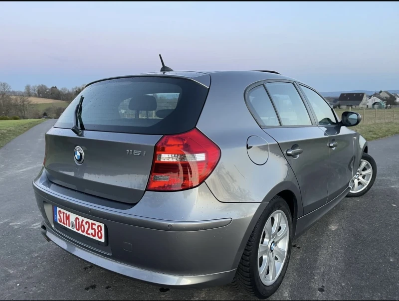 BMW 118, снимка 8 - Автомобили и джипове - 53160968