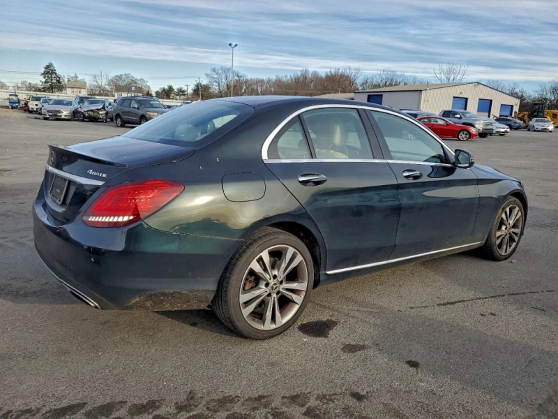 Mercedes-Benz C 300 4MATIC* MATRIX* 360* DISTRONIC* ПОДГРЕВИ* , снимка 3 - Автомобили и джипове - 53204374