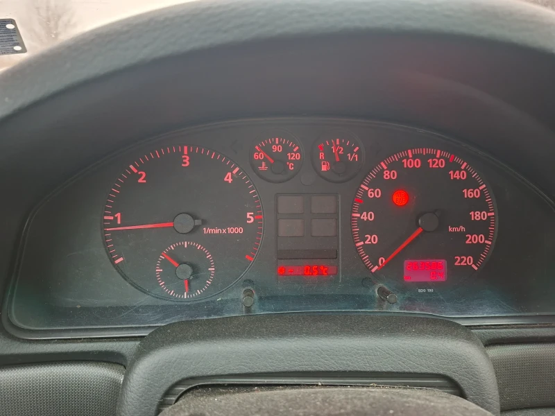 Audi A4 B5 AFN Quattro, снимка 6 - Автомобили и джипове - 53221981