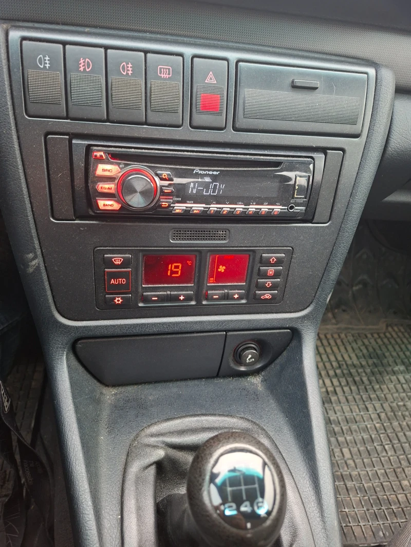 Audi A4 B5 AFN Quattro, снимка 7 - Автомобили и джипове - 53221981