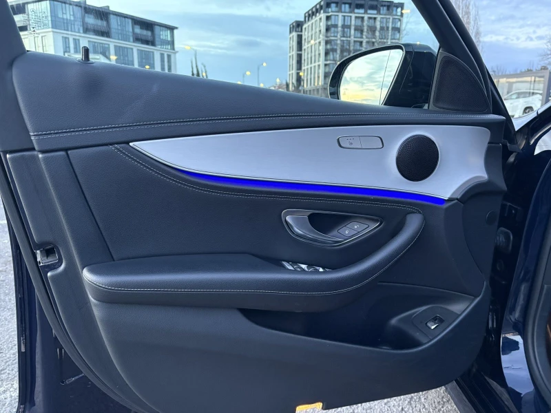 Mercedes-Benz E 400, снимка 8 - Автомобили и джипове - 53257733