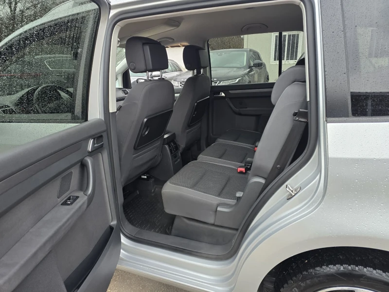 VW Touran 1.4tsi Comfortline ecofuel Метан, снимка 12 - Автомобили и джипове - 53285842