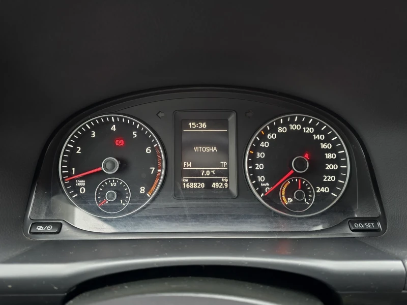 VW Touran 1.4tsi Comfortline ecofuel Метан, снимка 17 - Автомобили и джипове - 53285842