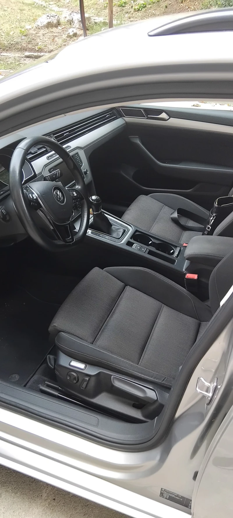 VW Passat 4MOTION 183500км, снимка 4 - Автомобили и джипове - 53581122