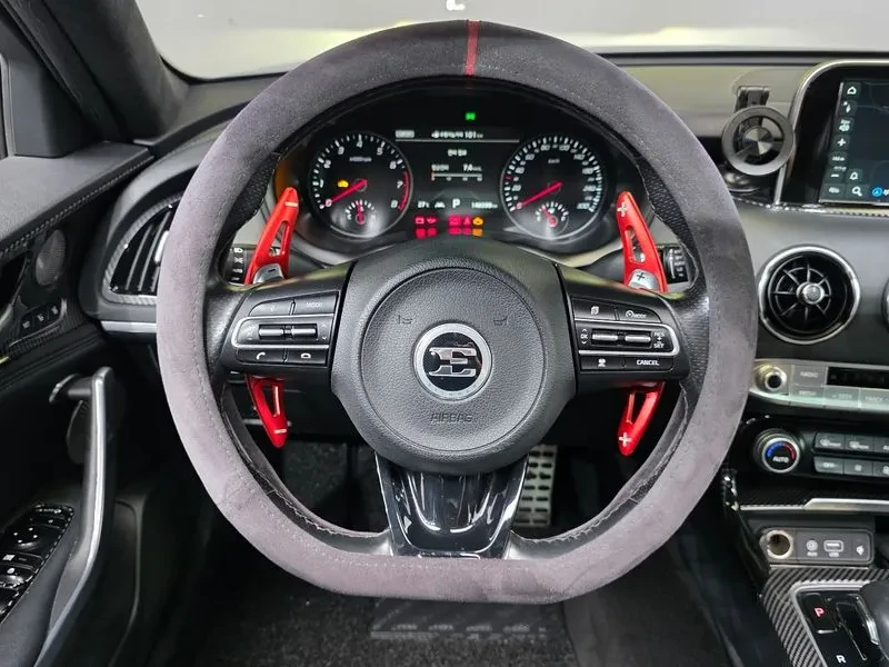 Kia Stinger 3.3 2WD GT - САМО 30% АВАНС , снимка 12 - Автомобили и джипове - 55998793