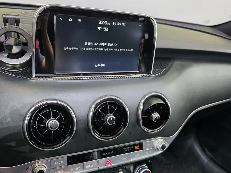 Kia Stinger 3.3 2WD GT - САМО 30% АВАНС , снимка 16 - Автомобили и джипове - 55998793