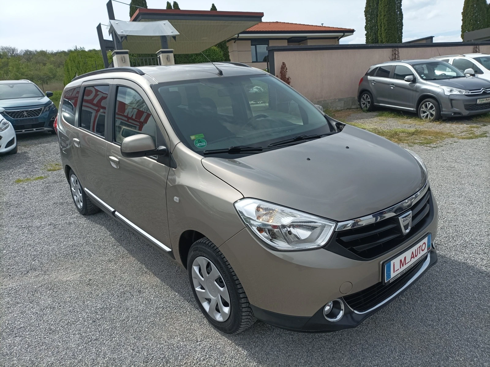 Dacia Lodgy 1.2i-115k.c-EURO5B - изображение 3