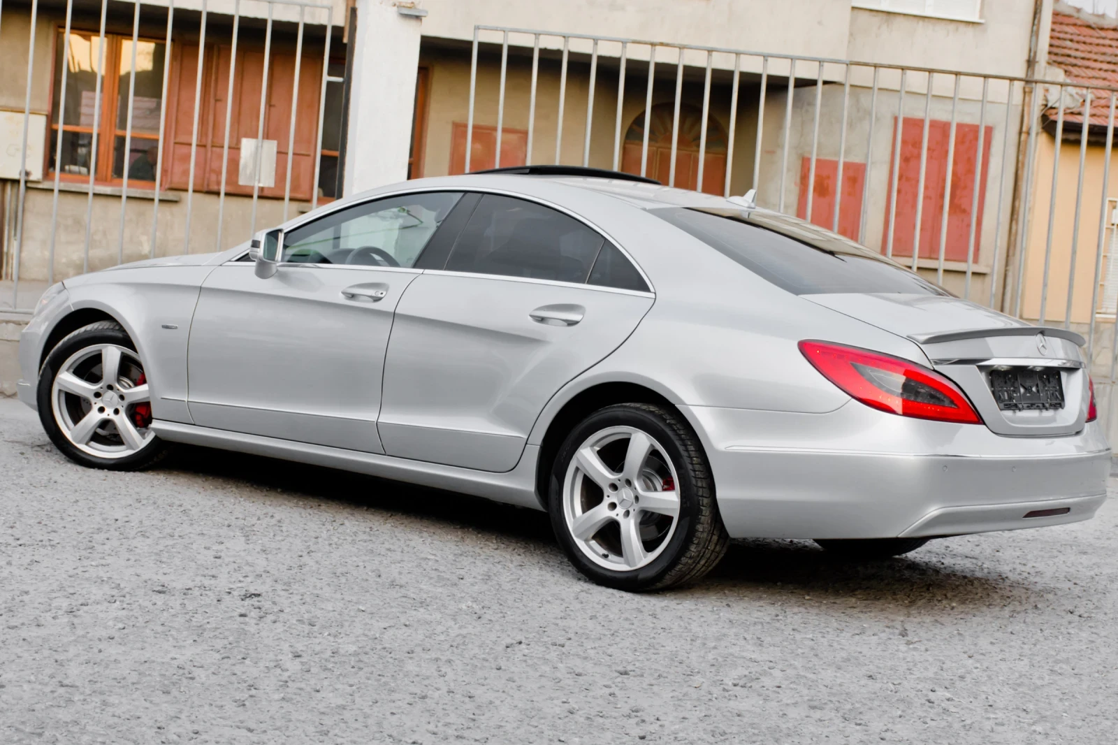 Mercedes-Benz CLS 350 CDI-ОБДУХ-ПОДГРЕВ-LINE ASSIST-FULL MAX-TOP - изображение 5