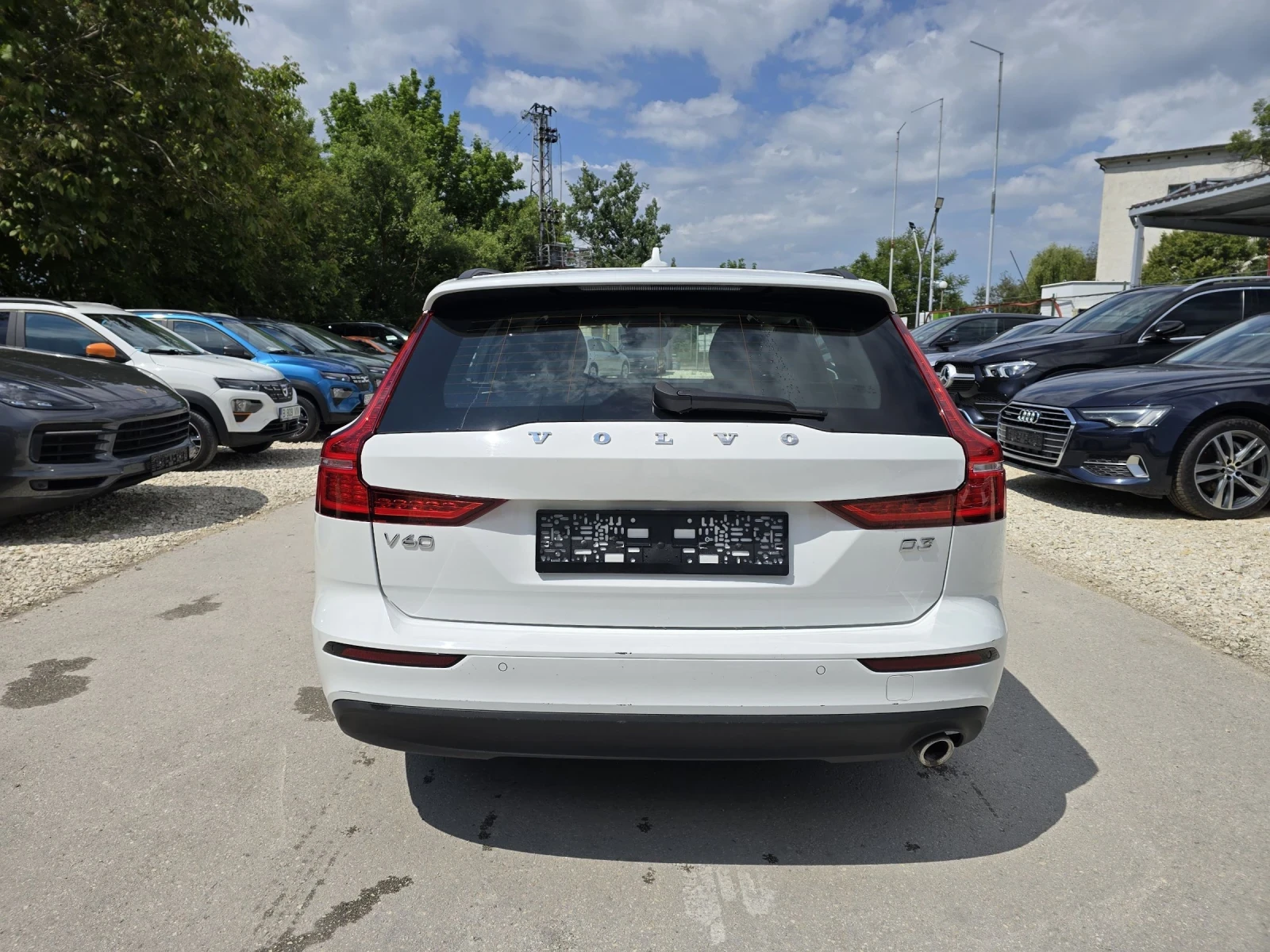 Volvo V60 2.0d - 150к.с. - изображение 6