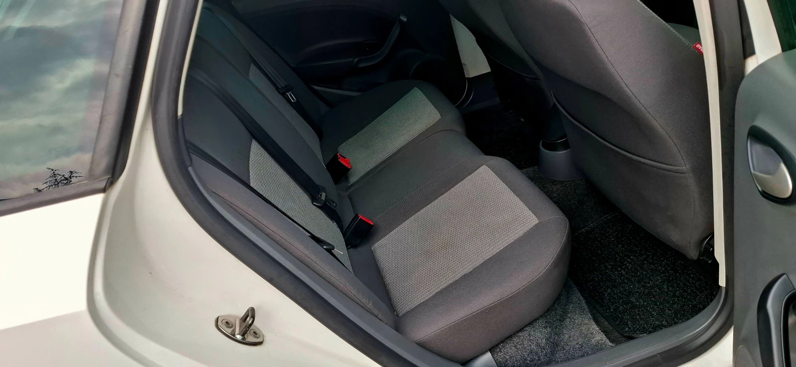 Seat Ibiza 1.6 tdi | Mobile.bg   12