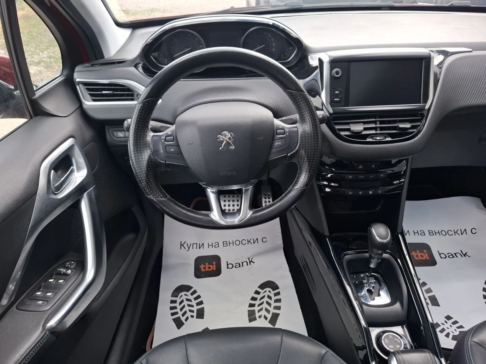 Peugeot 2008 1.2i - АВТОМАТИК  - изображение 9