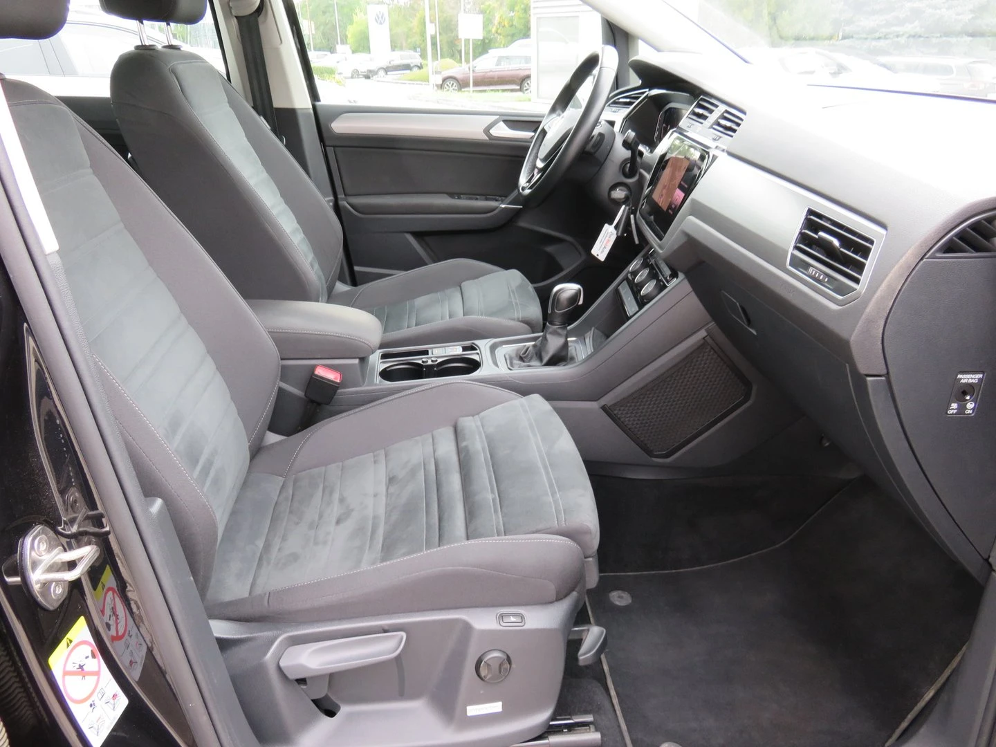 VW Touran Comfortline 2.0 TDI SCR DSG - изображение 5