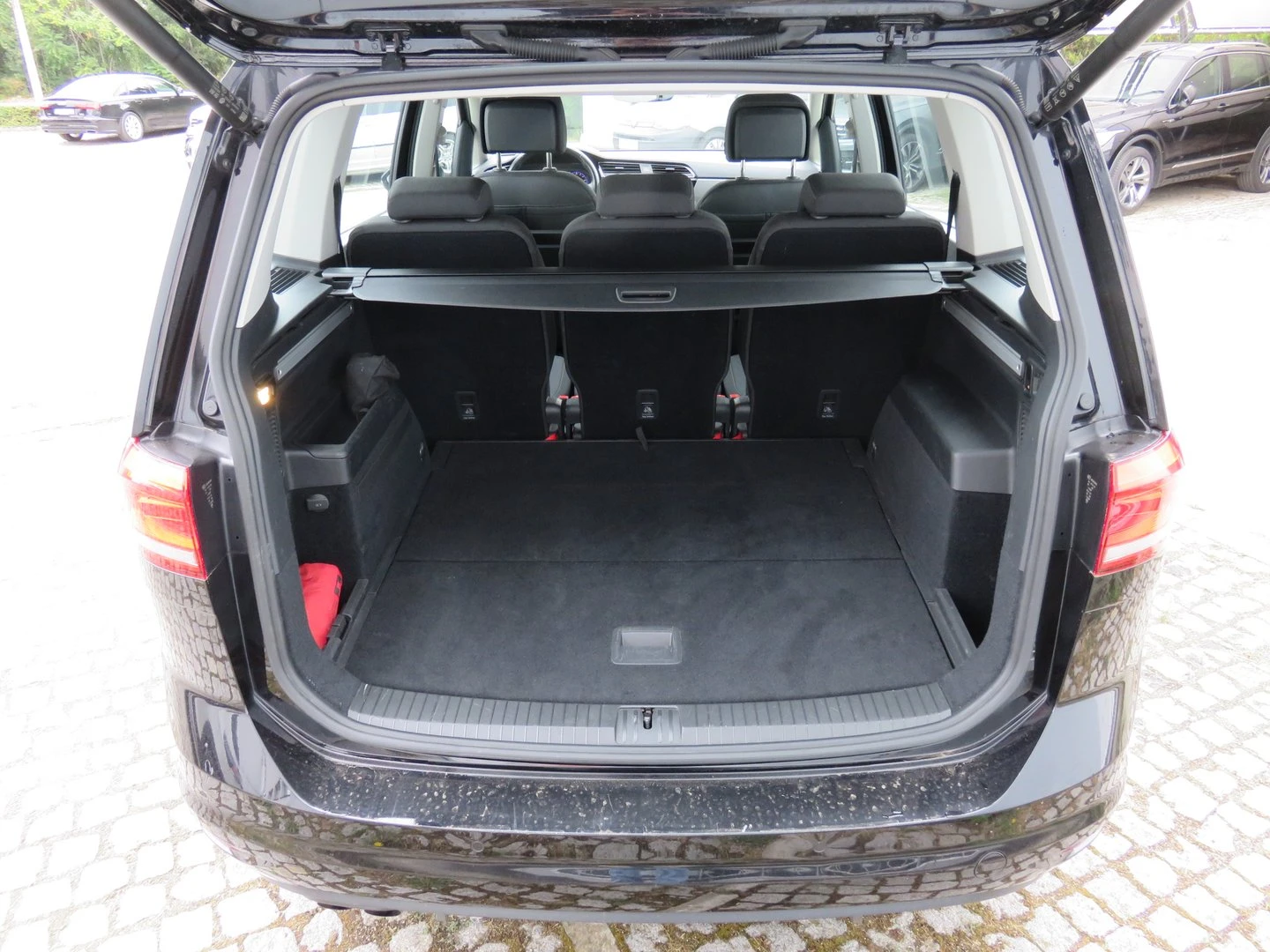 VW Touran Comfortline 2.0 TDI SCR DSG - изображение 7