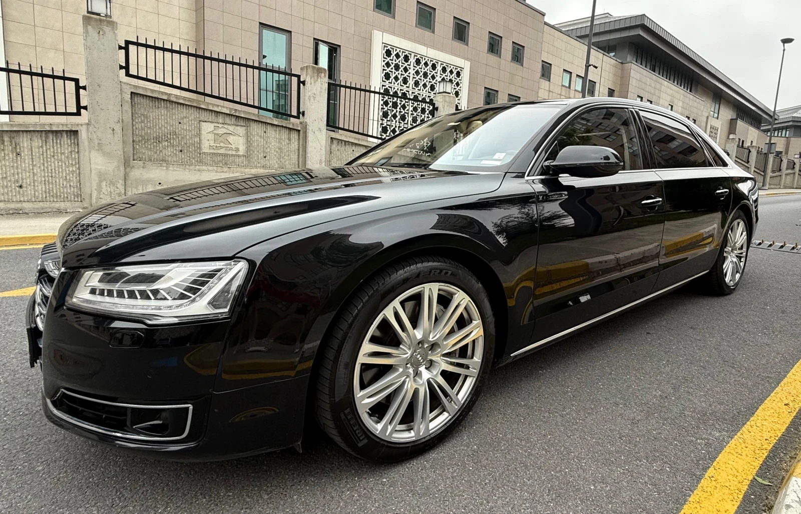 Audi A8 4.0 TFSI V8 EXCLUSIVE FULL OPTION | Mobile.bg   1