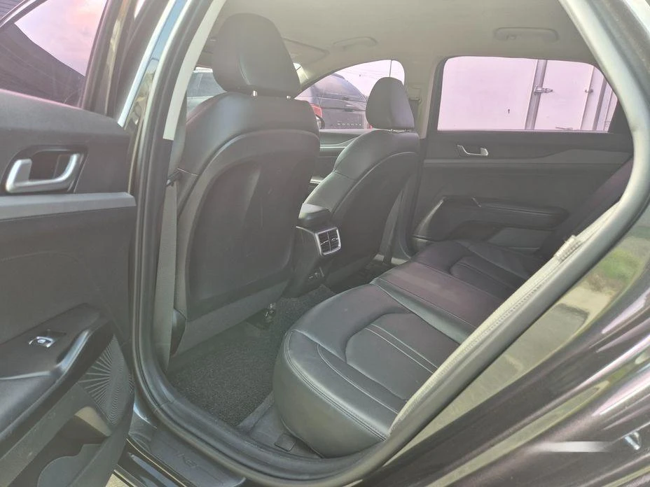 Kia K5  - изображение 9