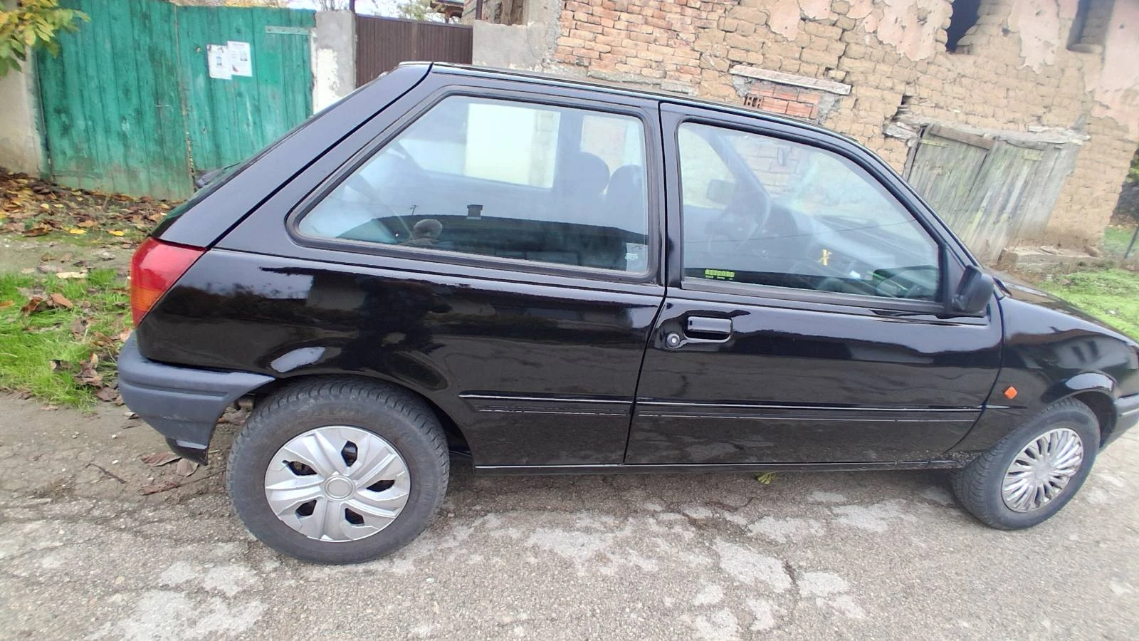 Ford Fiesta  - изображение 7