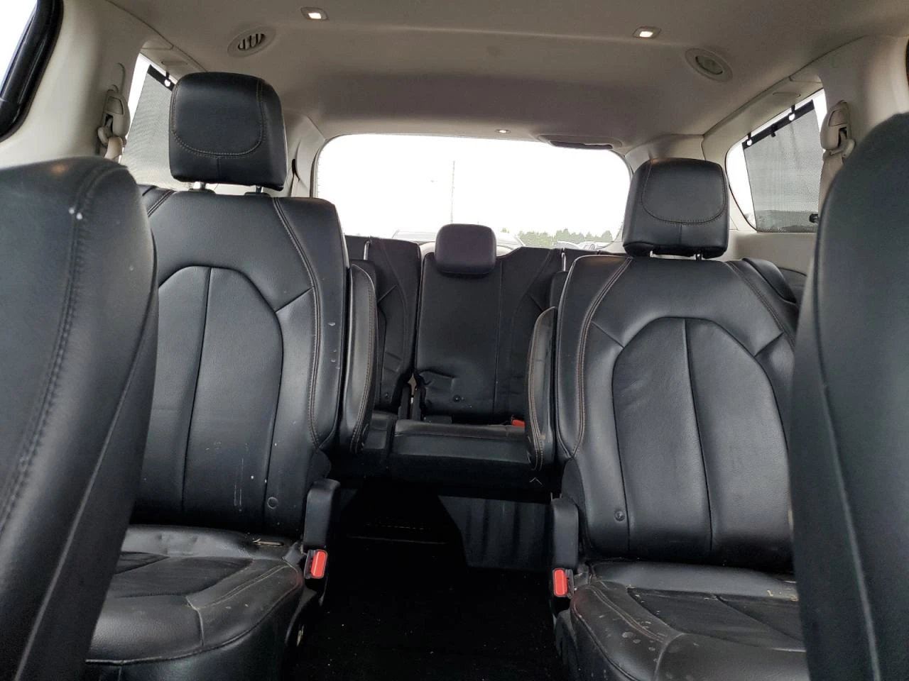 Chrysler Pacifica --3. 6 VVT - изображение 10