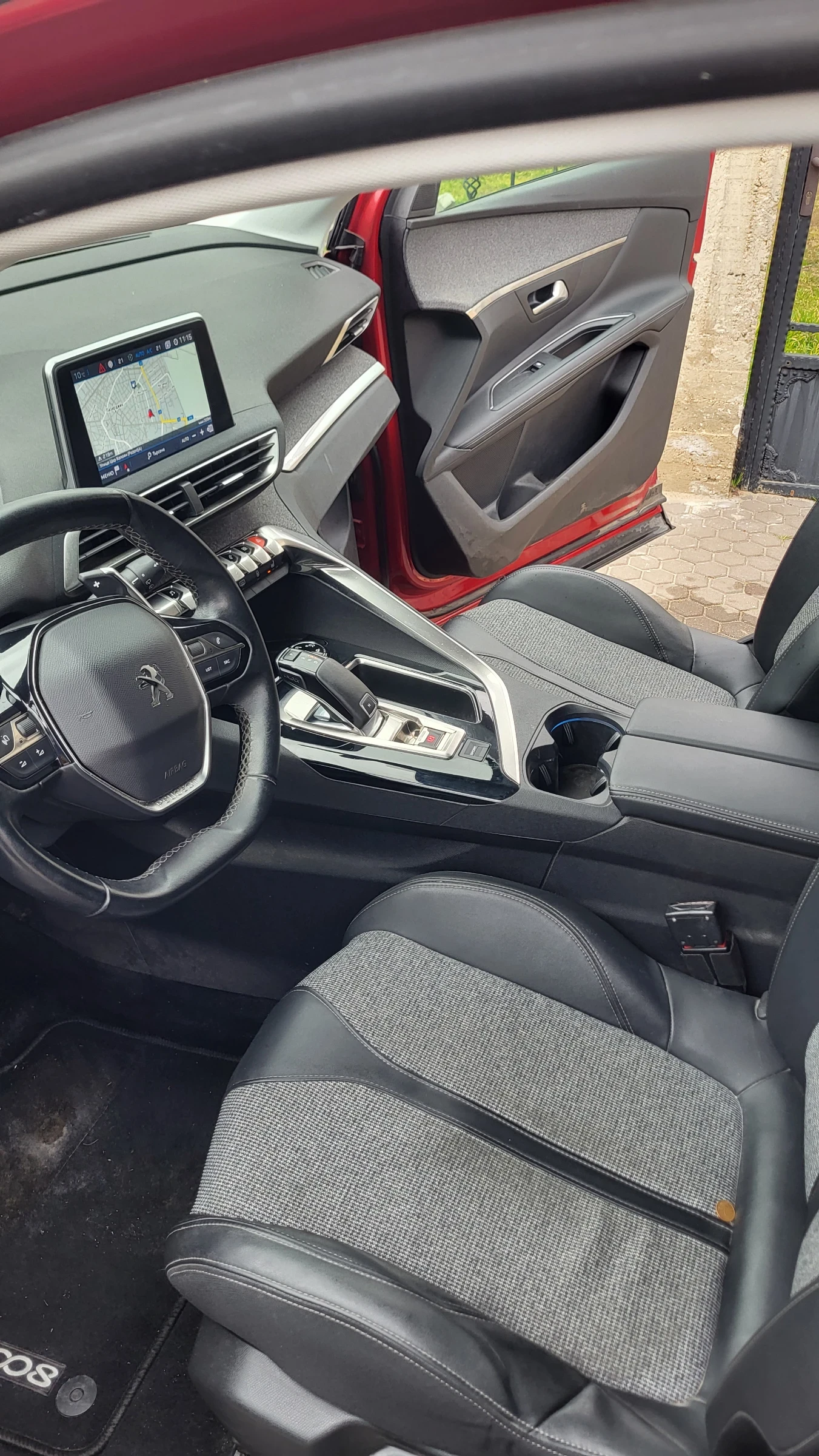 Peugeot 3008, снимка 5 - Автомобили и джипове - 53721169