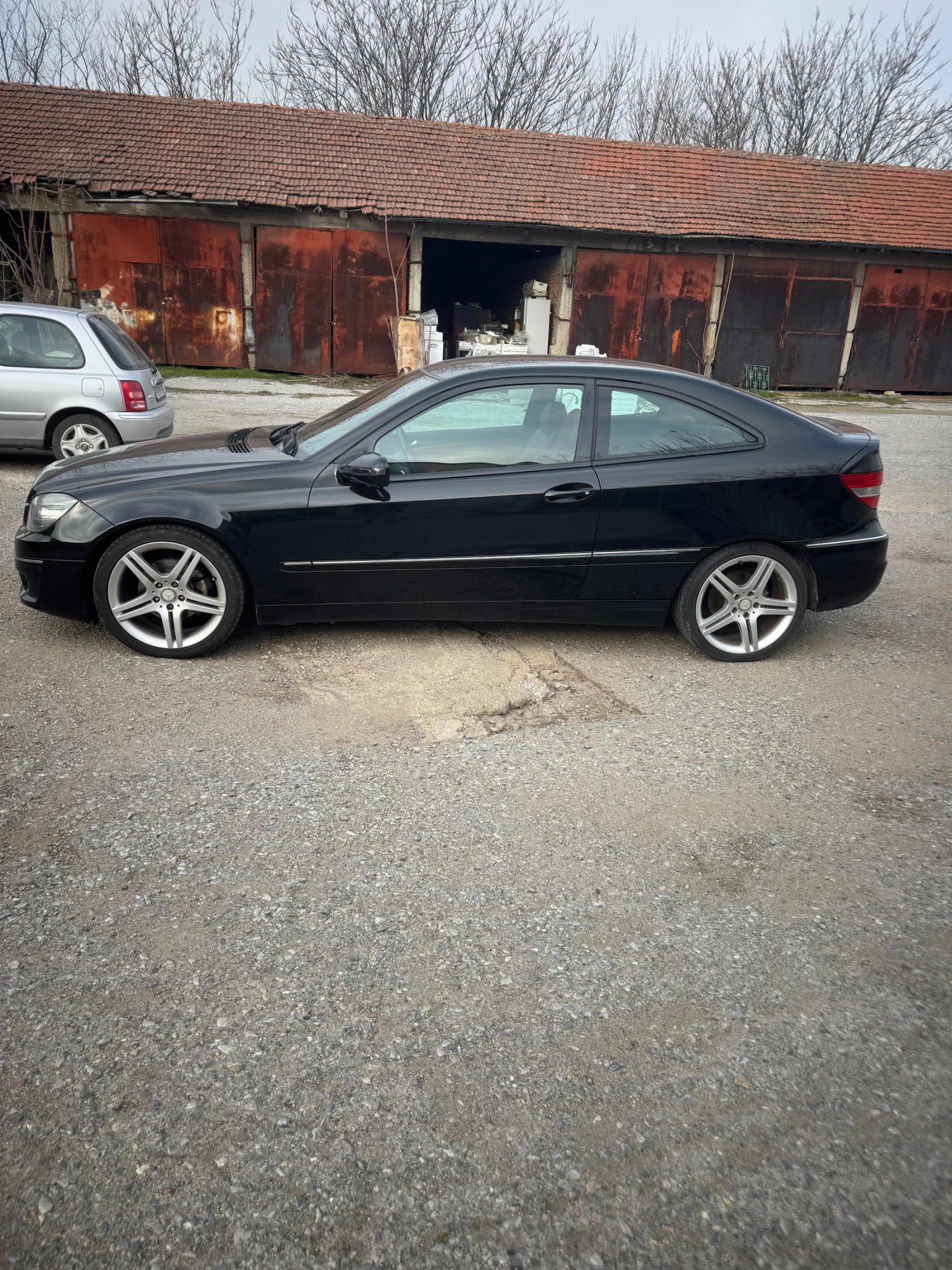 Mercedes-Benz CLC 220, снимка 13 - Автомобили и джипове - 53825557