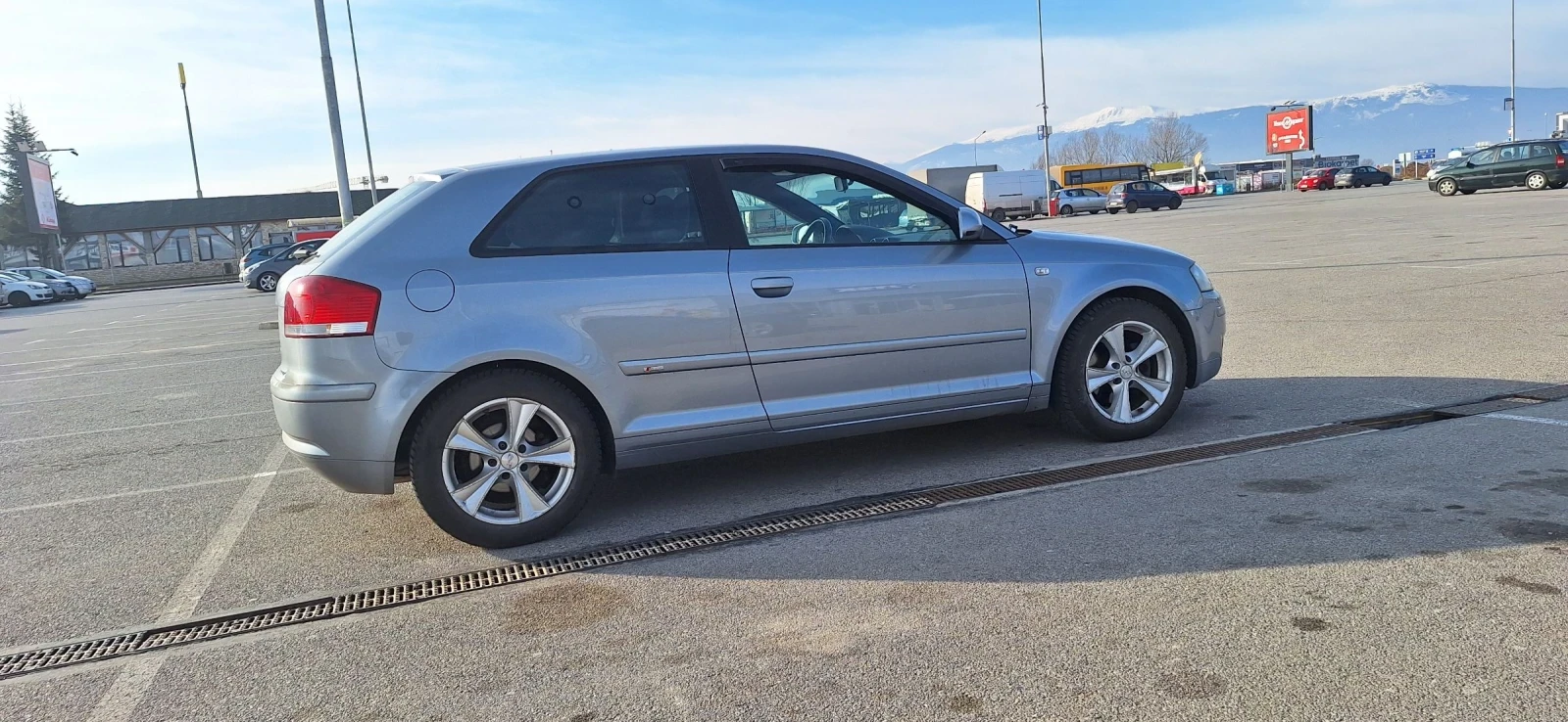 Audi A3 2.0 FSI, снимка 3 - Автомобили и джипове - 54558822