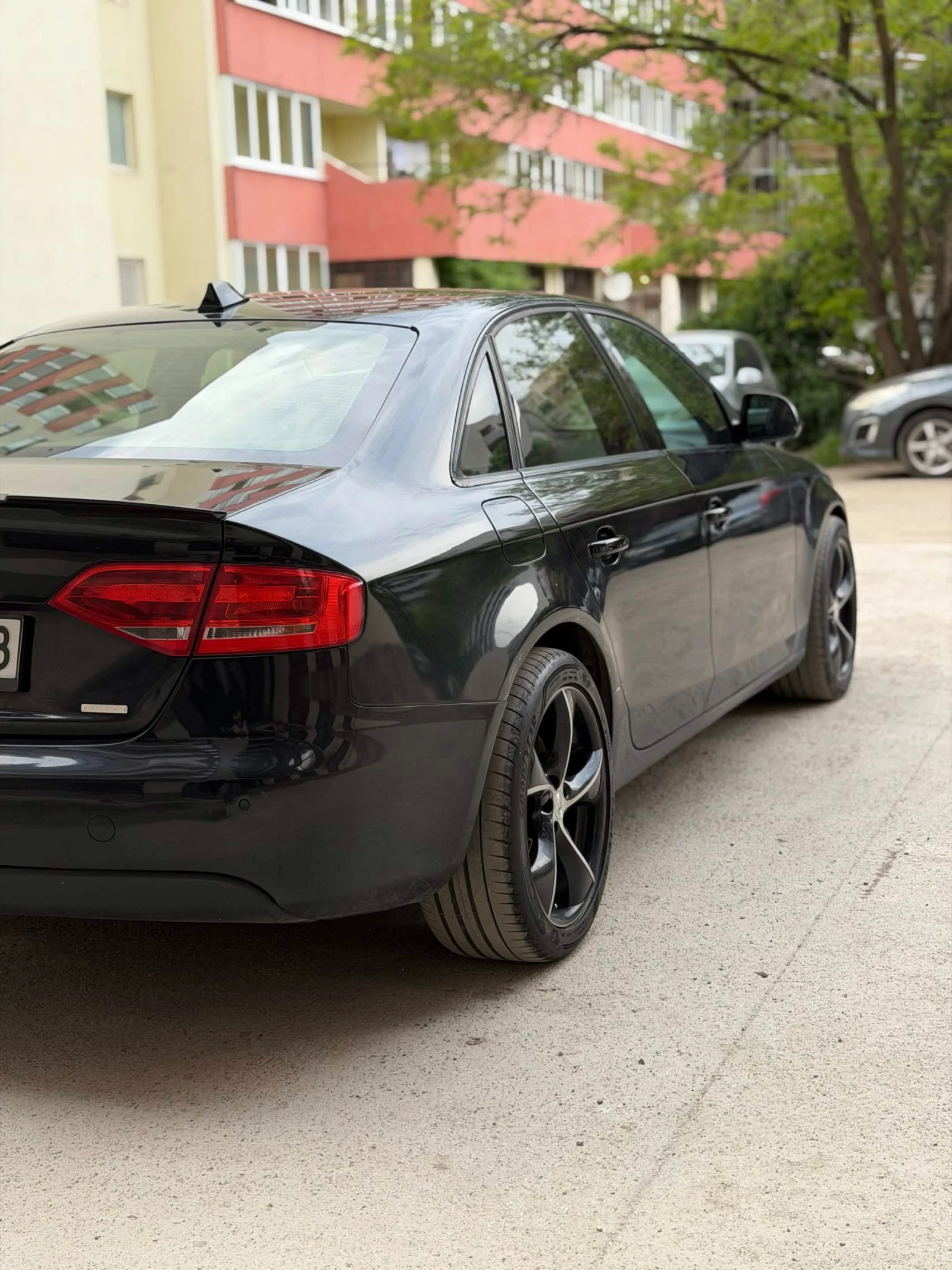 Audi A4 B8, снимка 4 - Автомобили и джипове - 54623246
