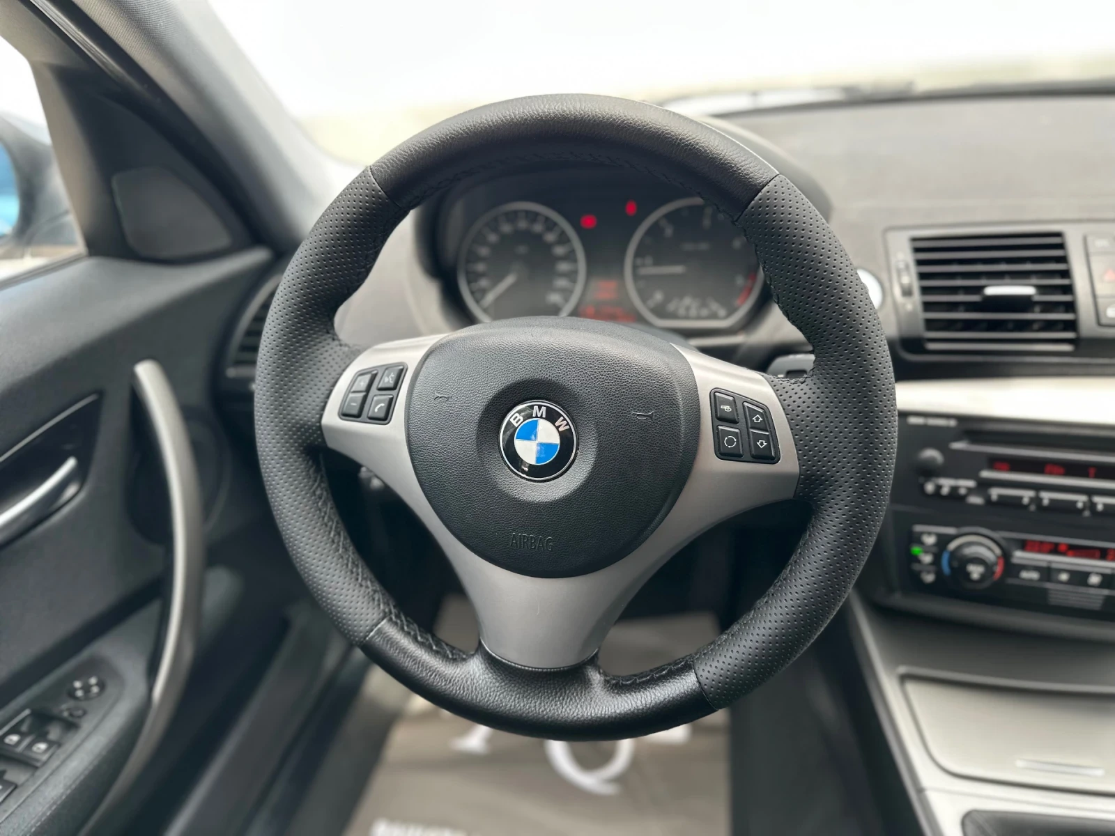 BMW 120 163/ПАРКТРОНИК/АВТОПИЛОТ, снимка 7 - Автомобили и джипове - 54629671