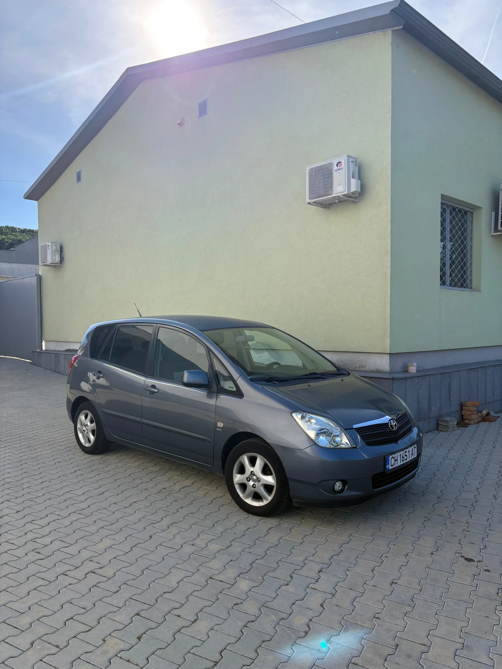 Toyota Corolla verso, снимка 2 - Автомобили и джипове - 54721630